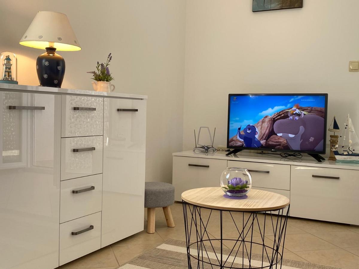 Apartment Tihana Трогир Экстерьер фото